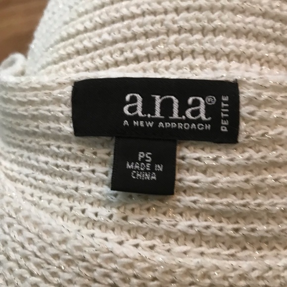 a.n.a Petite Off White Knitted Sweater PS - Picture 4 of 5